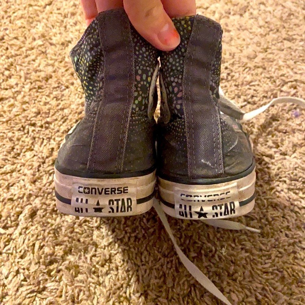 Women’s Hightop Converse Size 5 - Picture 6 of 7